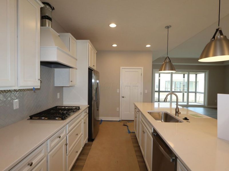 4539 Corsican Loop E, Hilliard, OH 43026 Photo 5