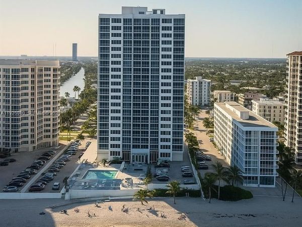 3140 S Ocean Dr, Unit 210, Hallandale Beach, FL 33009