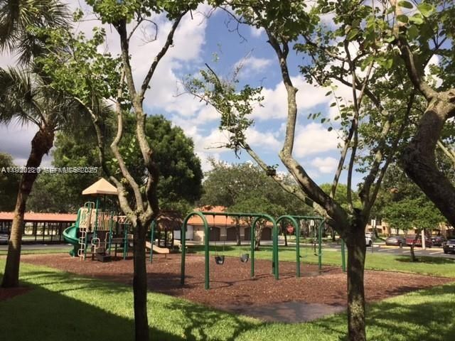 11601 SW 2nd St, Unit 21307, Pembroke Pines, FL 33025 Photo