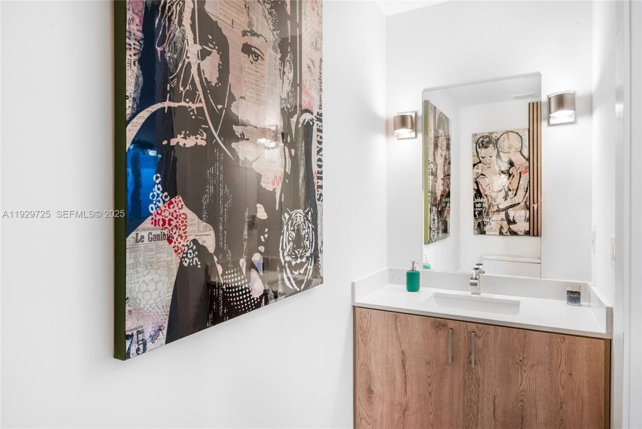 2756 SW 34th Ct, Unit B, Miami, FL 33133 Photo