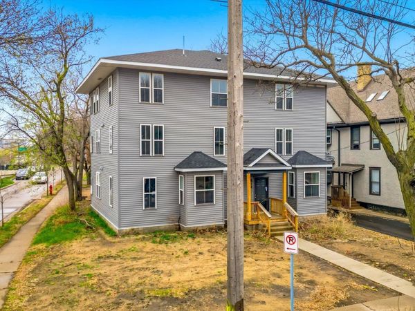 814 6th Street SE, Minneapolis, MN 55414