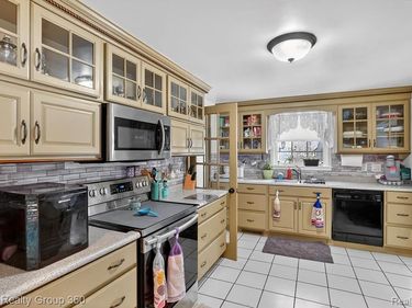 721 E Broad Street, Chesaning Vlg, MI 48616