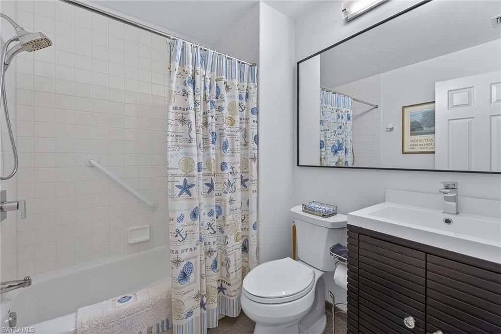 6537 Marissa Loop, Unit 4, Naples, FL 34108 Photo