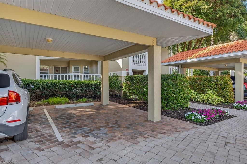 6537 Marissa Loop, Unit 4, Naples, FL 34108 Photo