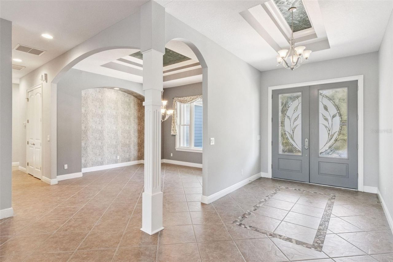 4636 W Knights Griffin Road, Plant City, FL 33565 Photo