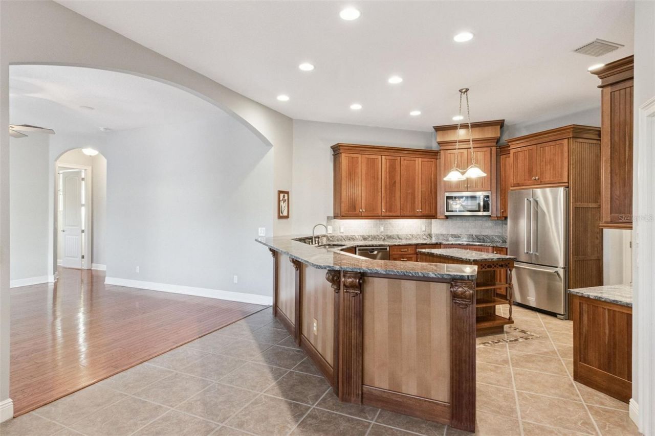 4636 W Knights Griffin Road, Plant City, FL 33565 Photo