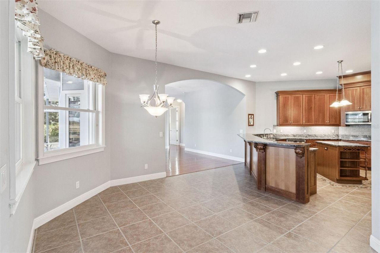 4636 W Knights Griffin Road, Plant City, FL 33565 Photo