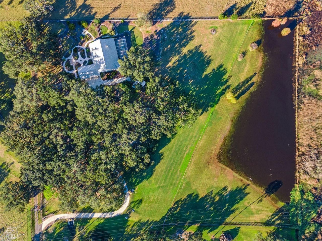 4636 W Knights Griffin Road, Plant City, FL 33565 Photo