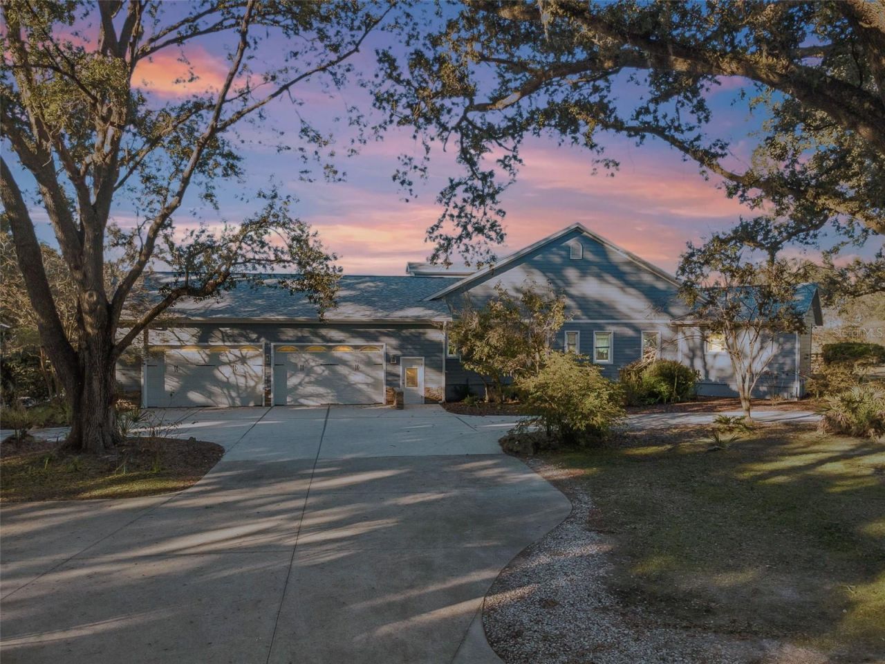 4636 W Knights Griffin Road, Plant City, FL 33565 Photo