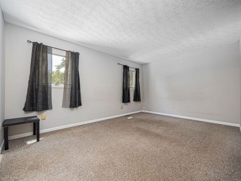 5486 Pine Bluff Road, Columbus, OH 43229 Photo 11