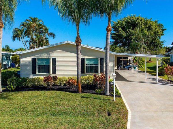 8162 13th Hole Drive, Port St. Lucie, FL 34952