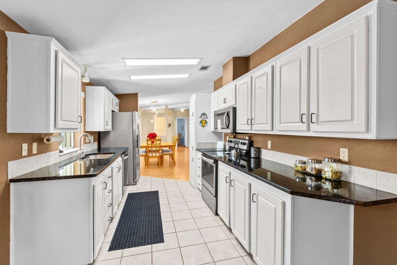 8162 13th Hole Drive, Port Saint Lucie, FL 34952 Photo