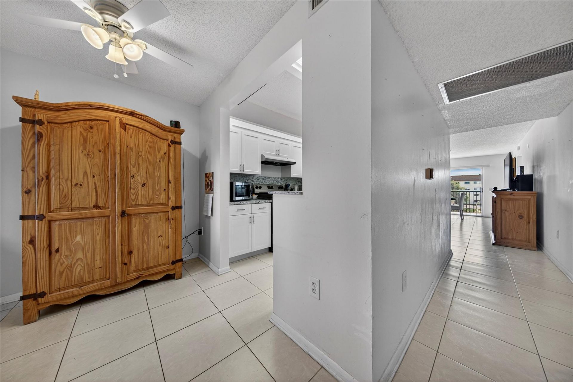 12750 SW 15th Street, Unit 303 D, Pembroke Pines, FL 33027 Photo