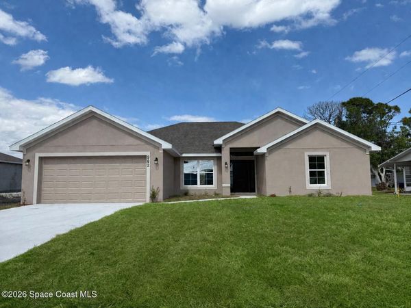 962 Seneca Avenue, Sebastian, FL 32958