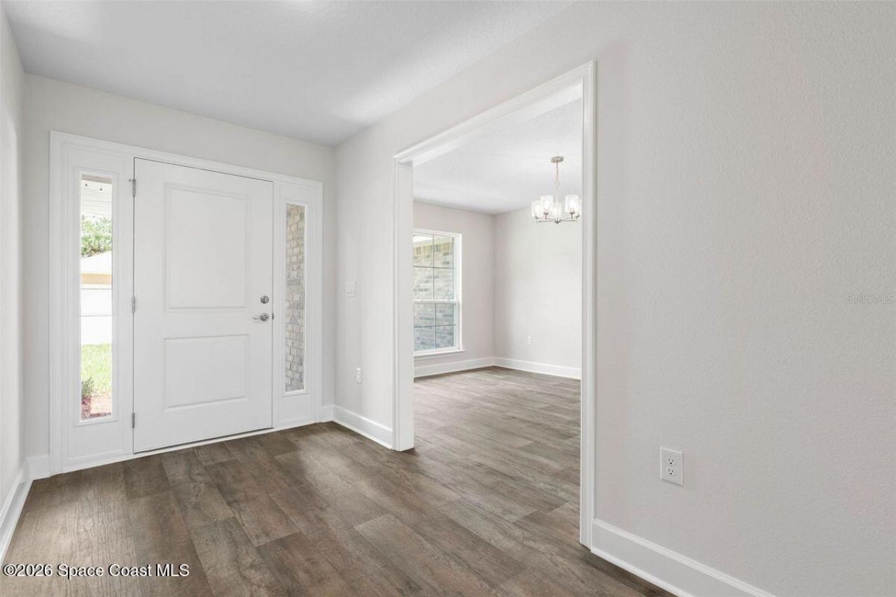 962 Seneca Avenue, Sebastian, FL 32958 Photo