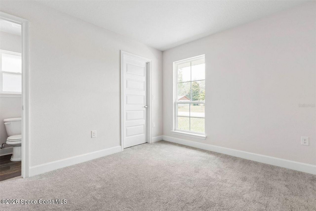 962 Seneca Avenue, Sebastian, FL 32958 Photo