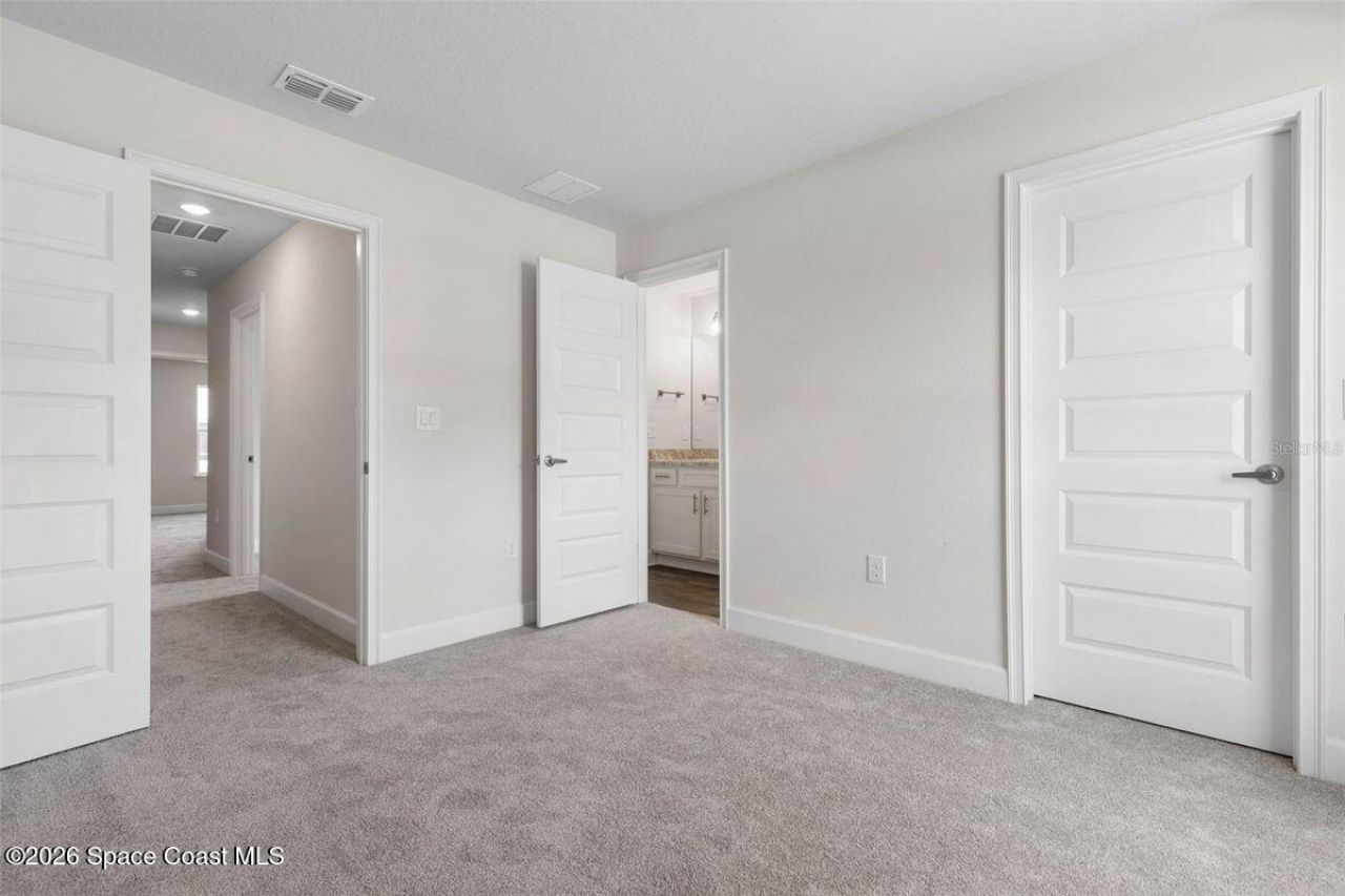 962 Seneca Avenue, Sebastian, FL 32958 Photo