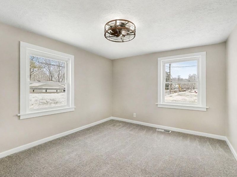 1660 Sample Road, Reily Twp, OH 45056 Photo 11