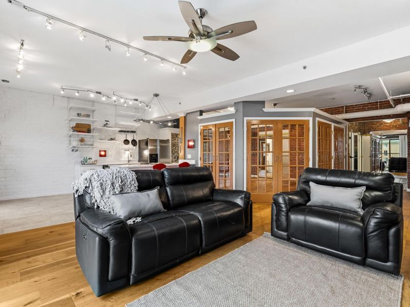 432 E Rich Street, Unit 4J, Columbus, OH 43215 Photo 25