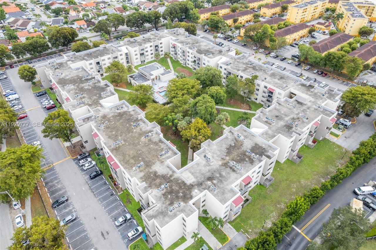 8006 SW 149th Ave, Unit D109, Miami, FL 33193 Photo