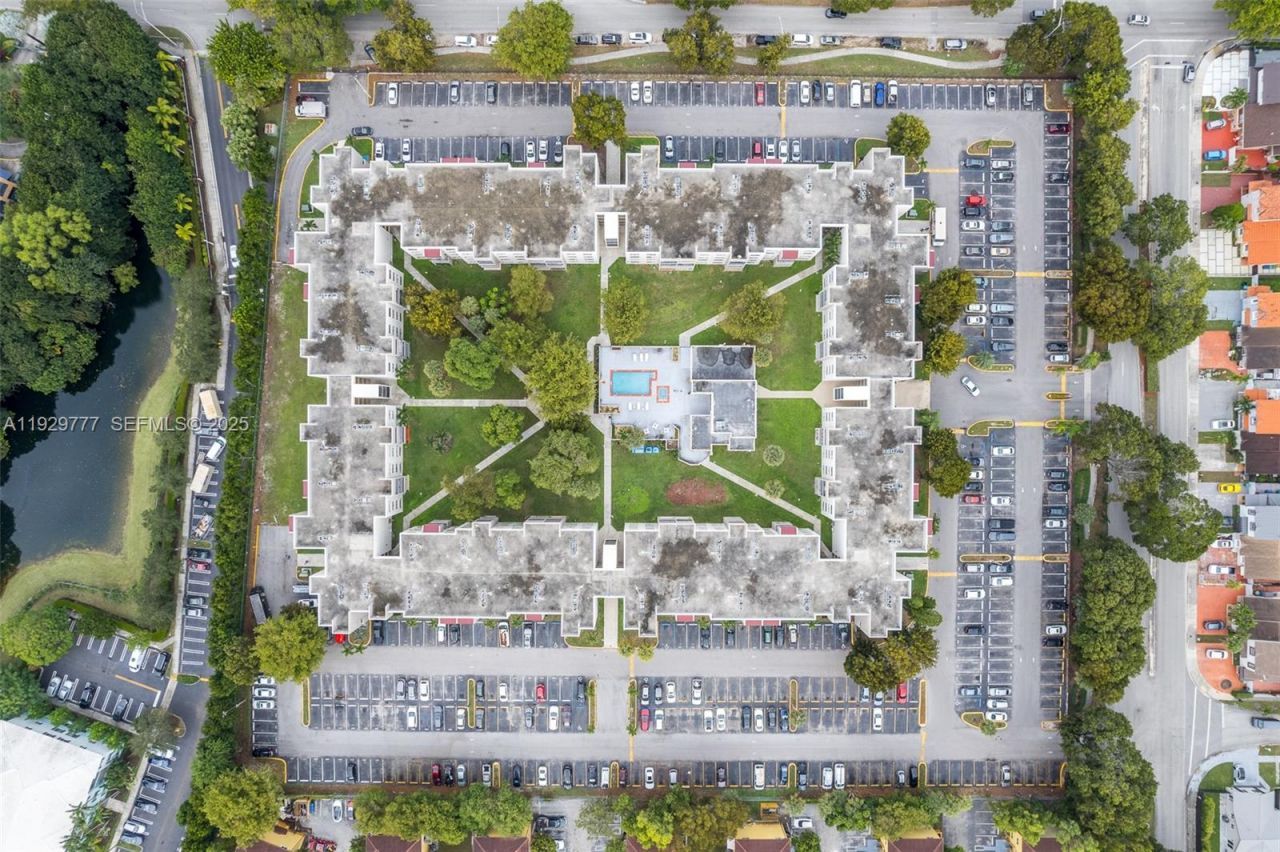 8006 SW 149th Ave, Unit D109, Miami, FL 33193 Photo