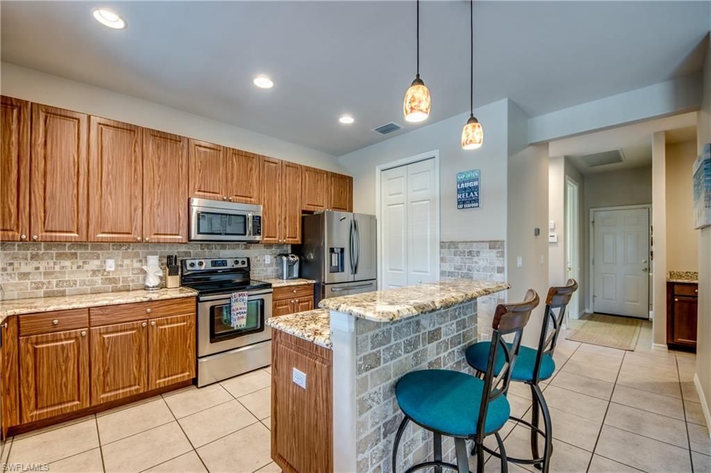 5601 Del Rio Ct, Cape Coral, FL 33904 Photo