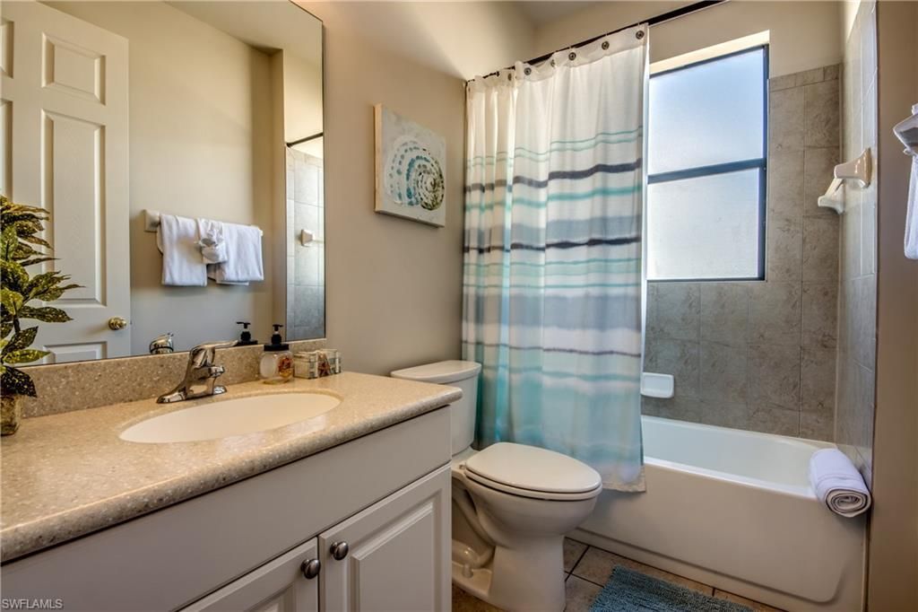 5601 Del Rio Ct, Cape Coral, FL 33904 Photo