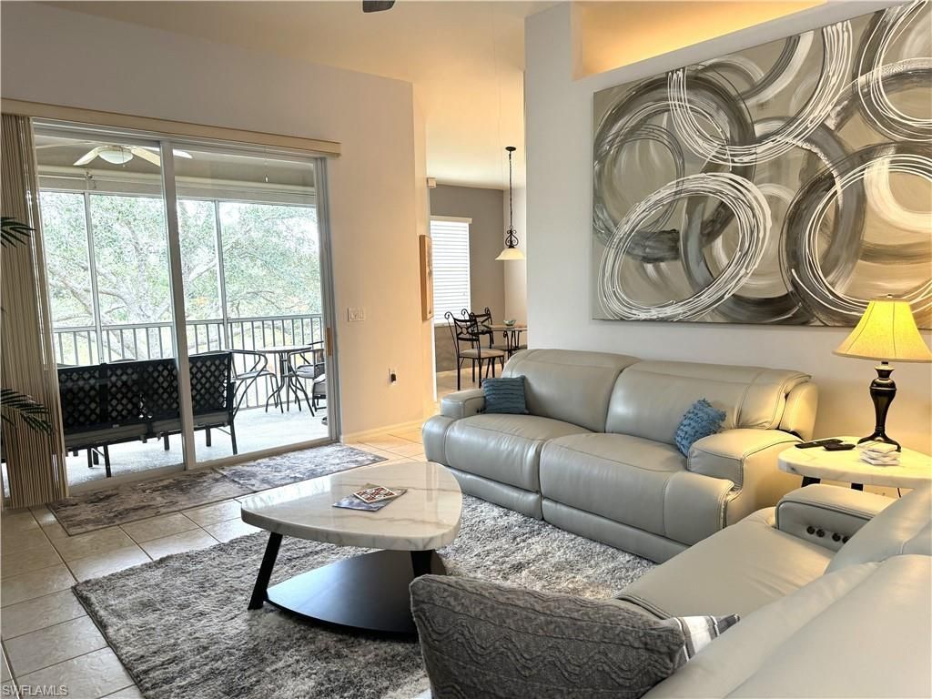 3445 Grand Cypress Dr, Unit 202, Naples, FL 34119 Photo