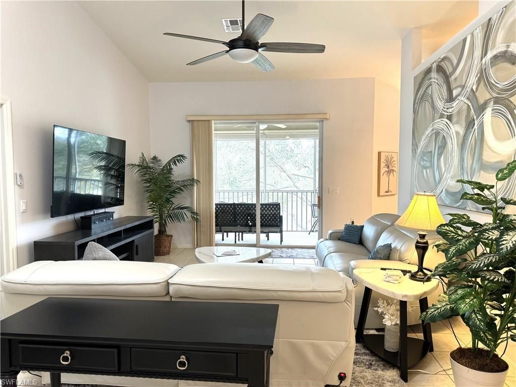 3445 Grand Cypress Dr, Unit 202, Naples, FL 34119 Photo