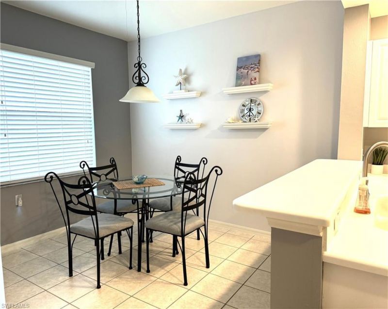 3445 Grand Cypress Dr, Unit 202, Naples, FL 34119 Photo