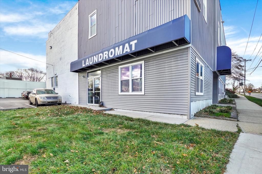 1638 E MARKET STREET, YORK, PA 17403