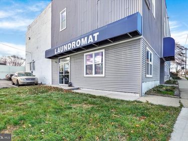 1638 E MARKET STREET, YORK, PA 17403