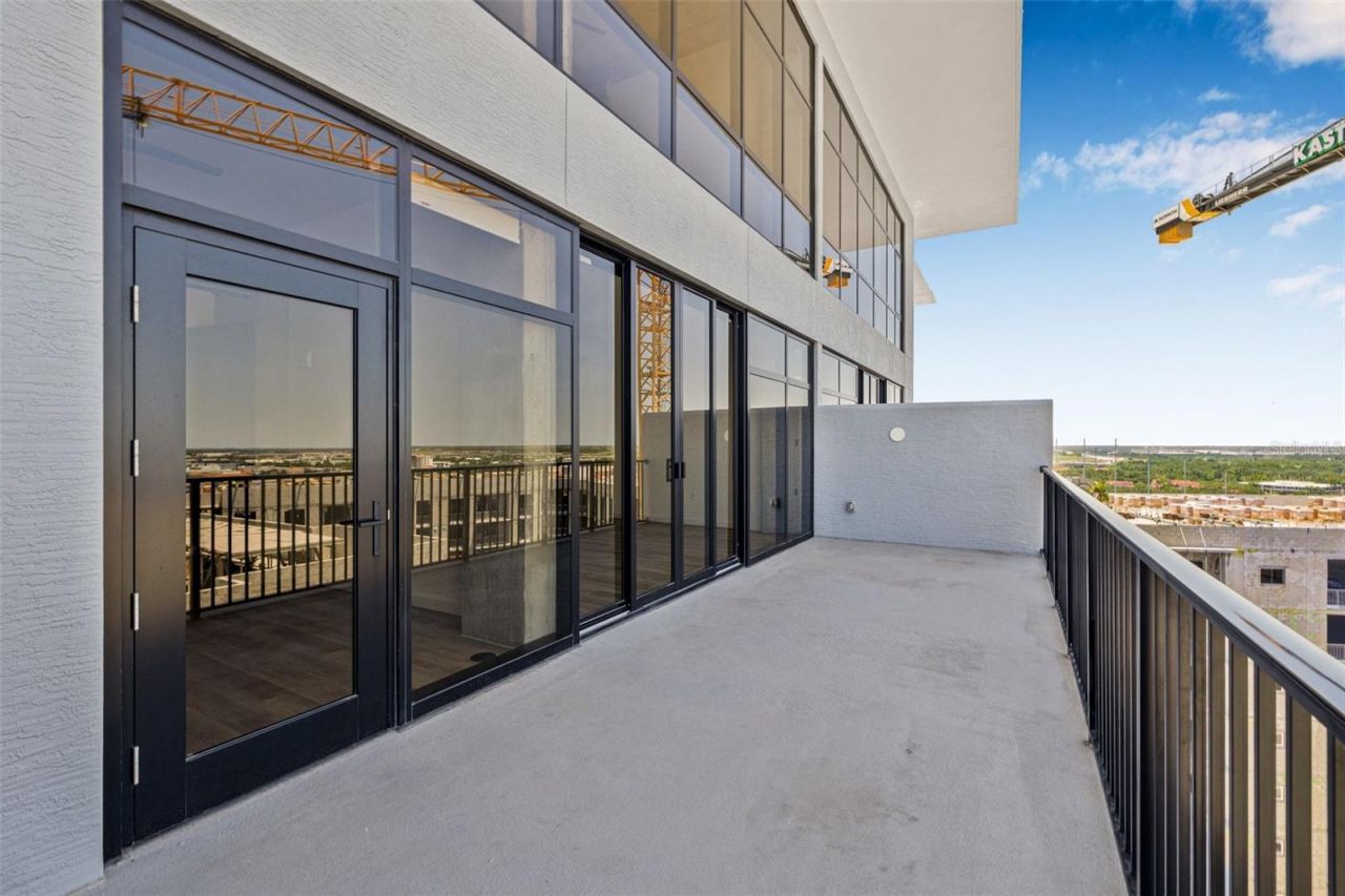 221 Main Street N, Unit PH 1603, Saint Petersburg, FL 33716 Photo