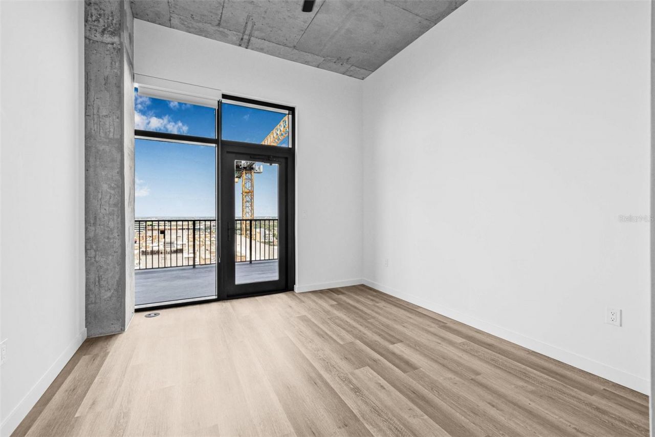 221 Main Street N, Unit PH 1603, Saint Petersburg, FL 33716 Photo