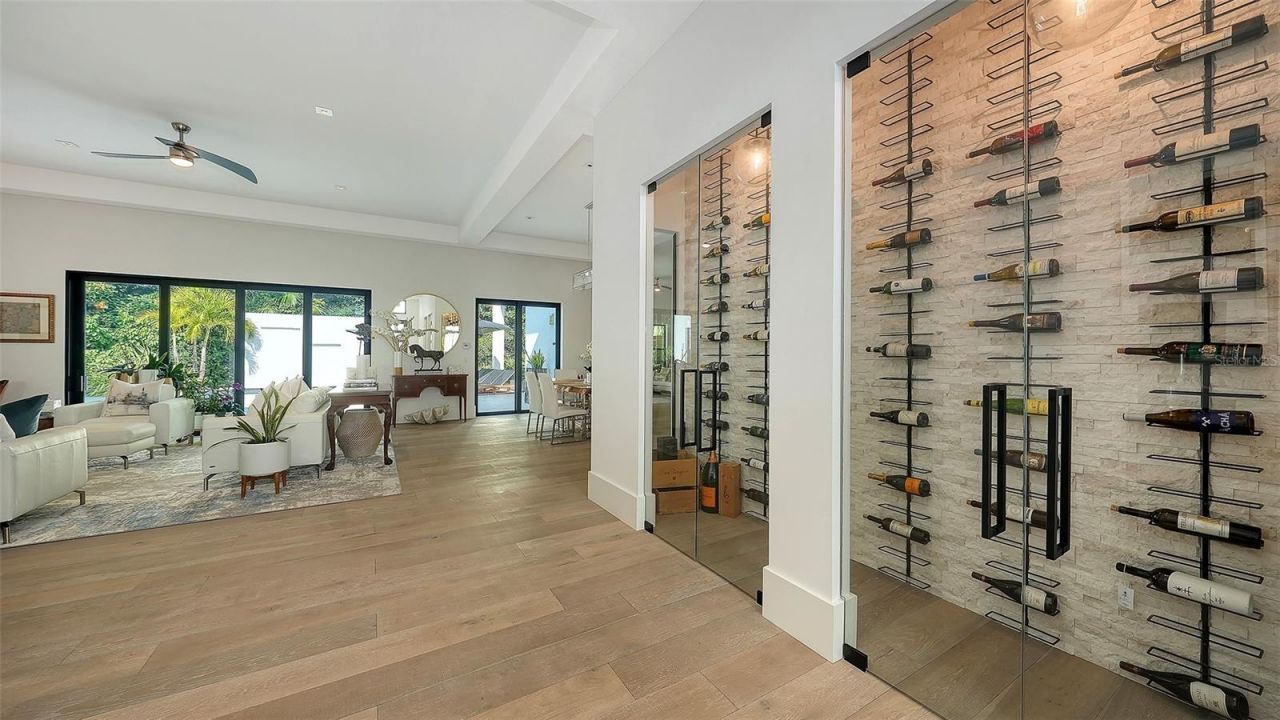 1421 N Lake Shore Drive, Sarasota, FL 34231 Photo