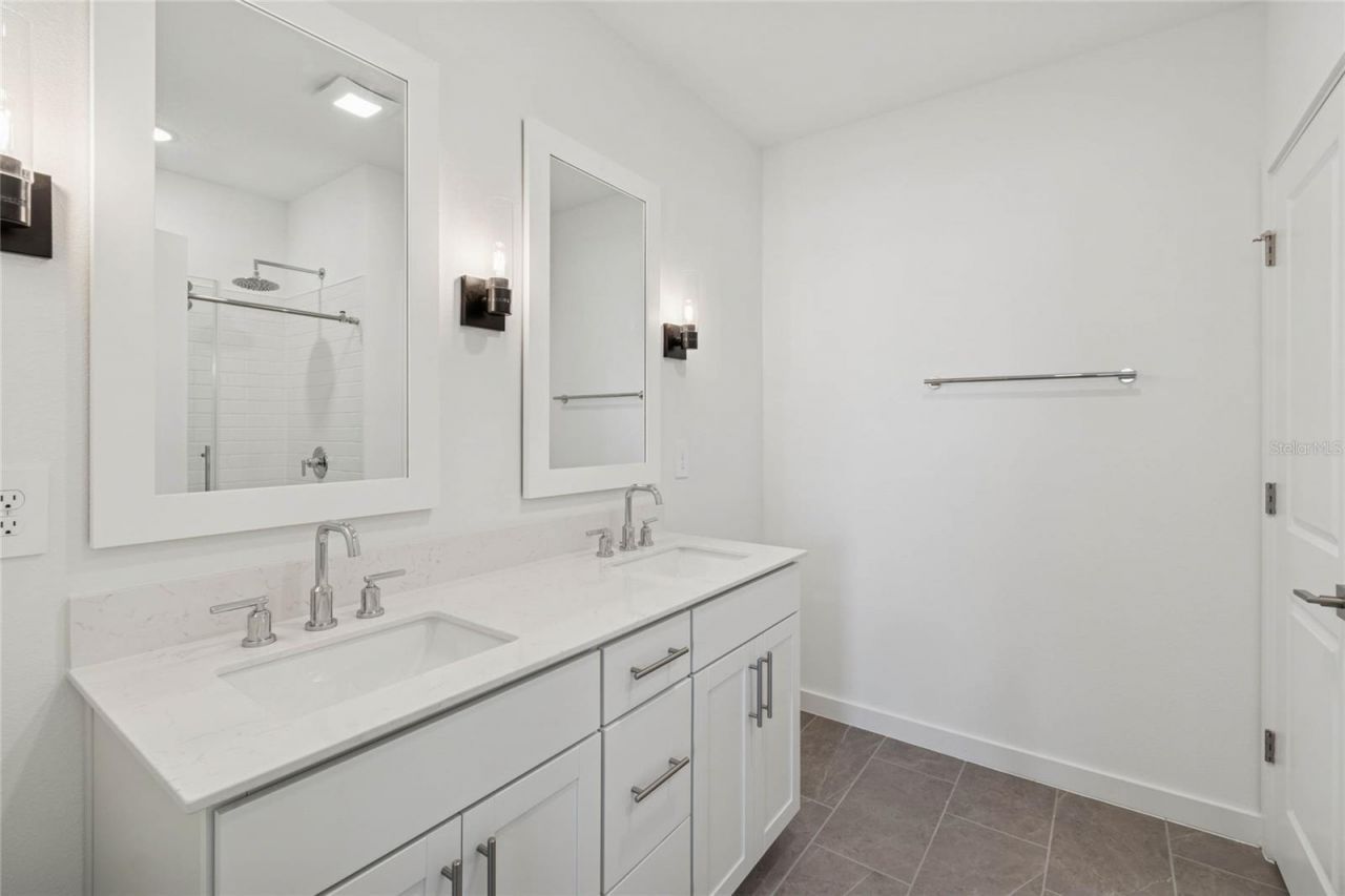 3009 Halter, Unit 2, Davenport, FL 33837 Photo