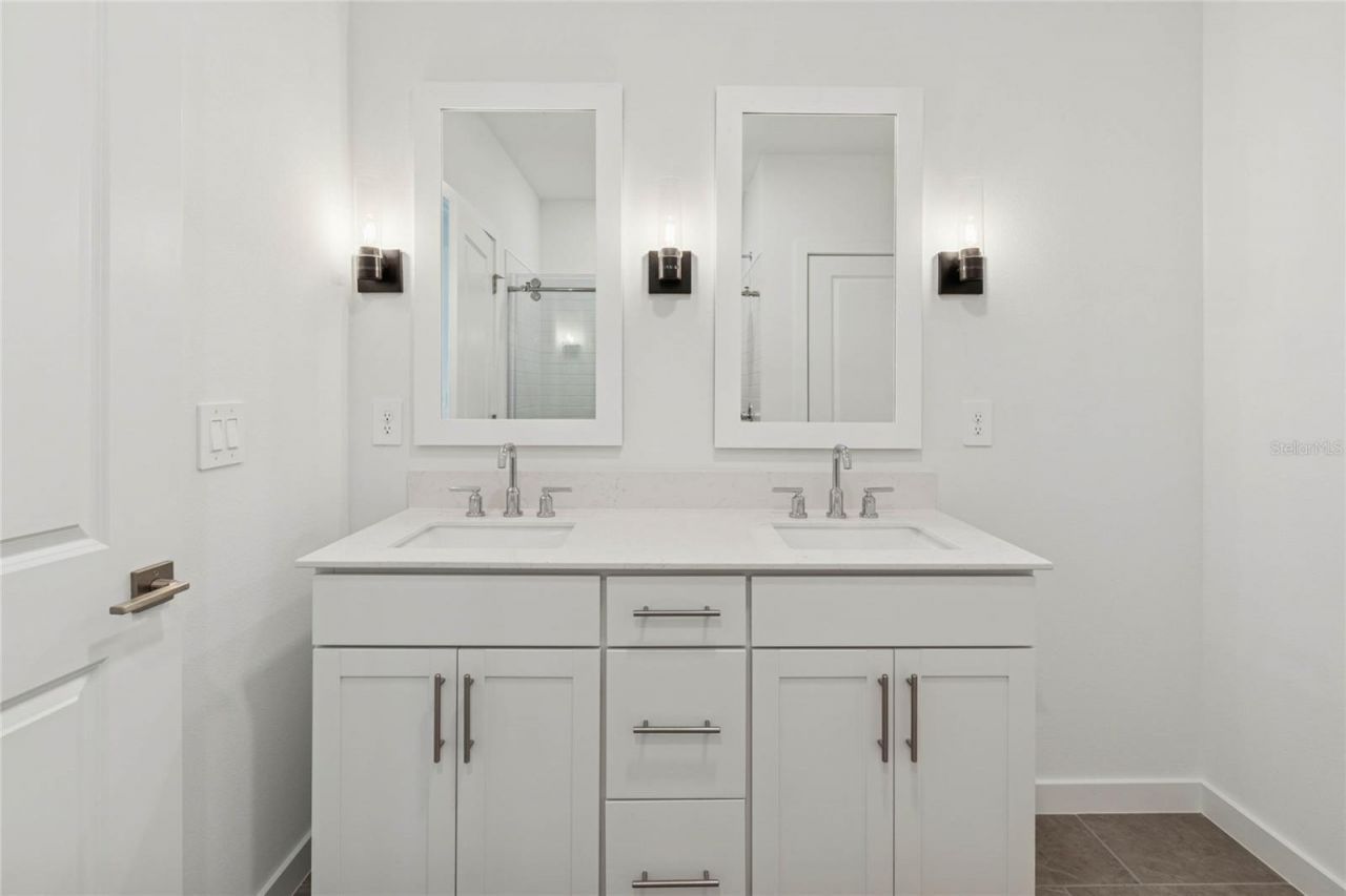 3009 Halter, Unit 2, Davenport, FL 33837 Photo
