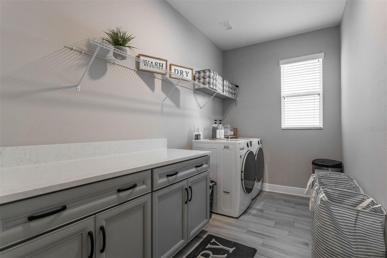 33164 Kateland Drive, Wesley Chapel, FL 33545 Photo