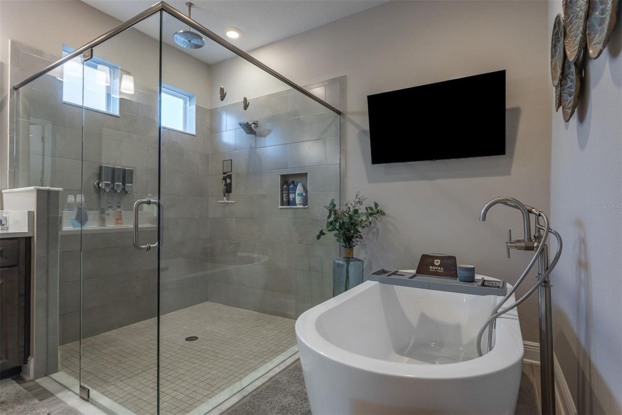 33164 Kateland Drive, Wesley Chapel, FL 33545 Photo