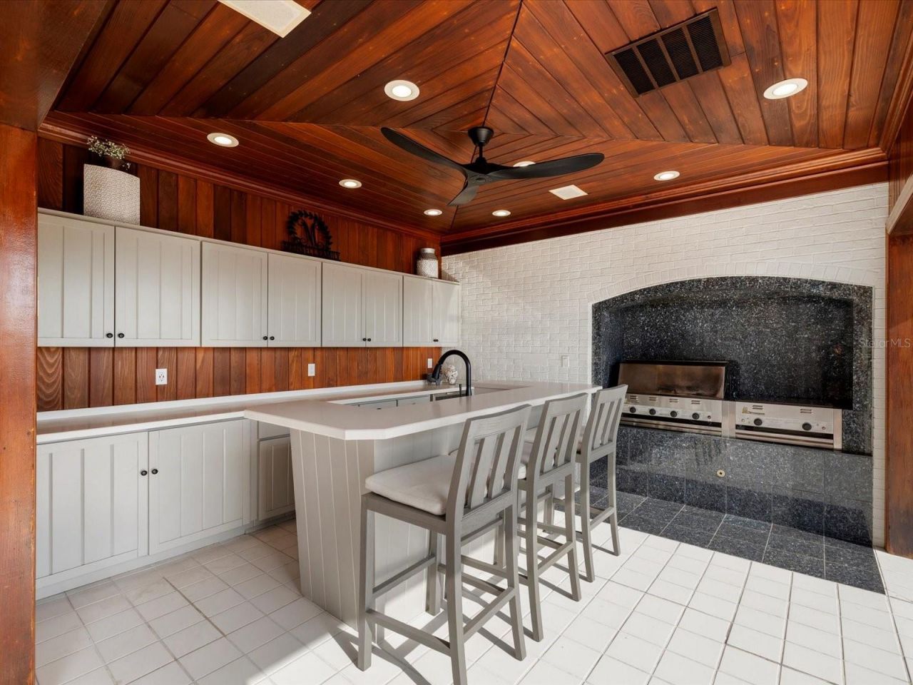 429 St Andrews Drive, Belleair, FL 33756 Photo