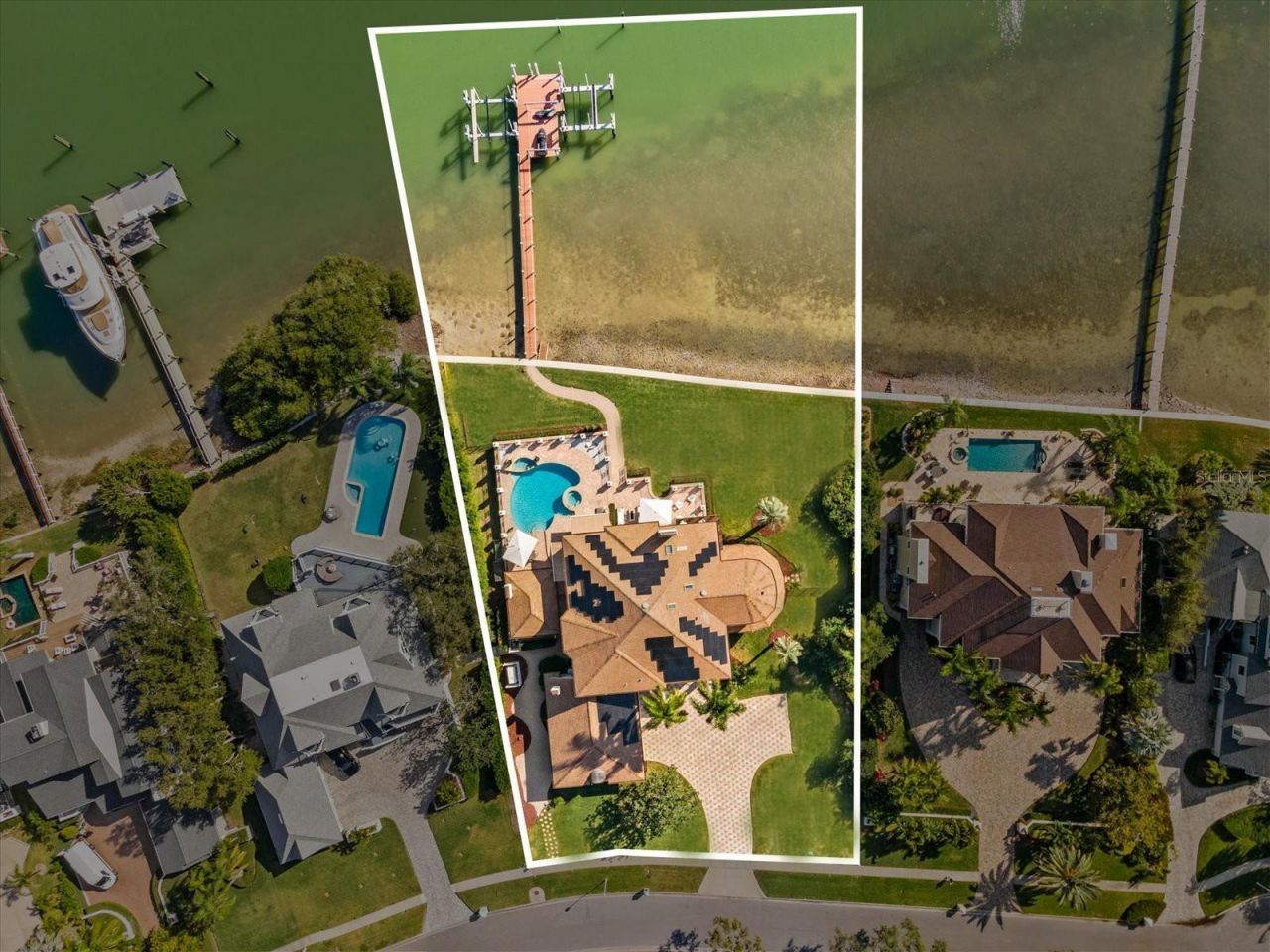 429 St Andrews Drive, Belleair, FL 33756 Photo