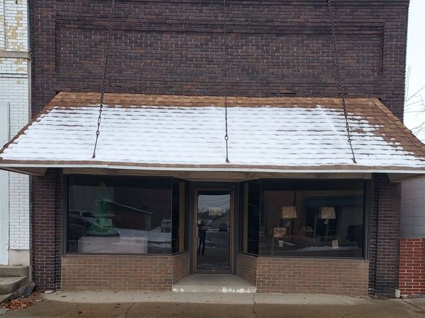 108 E Sale Street, Tuscola, IL 61953