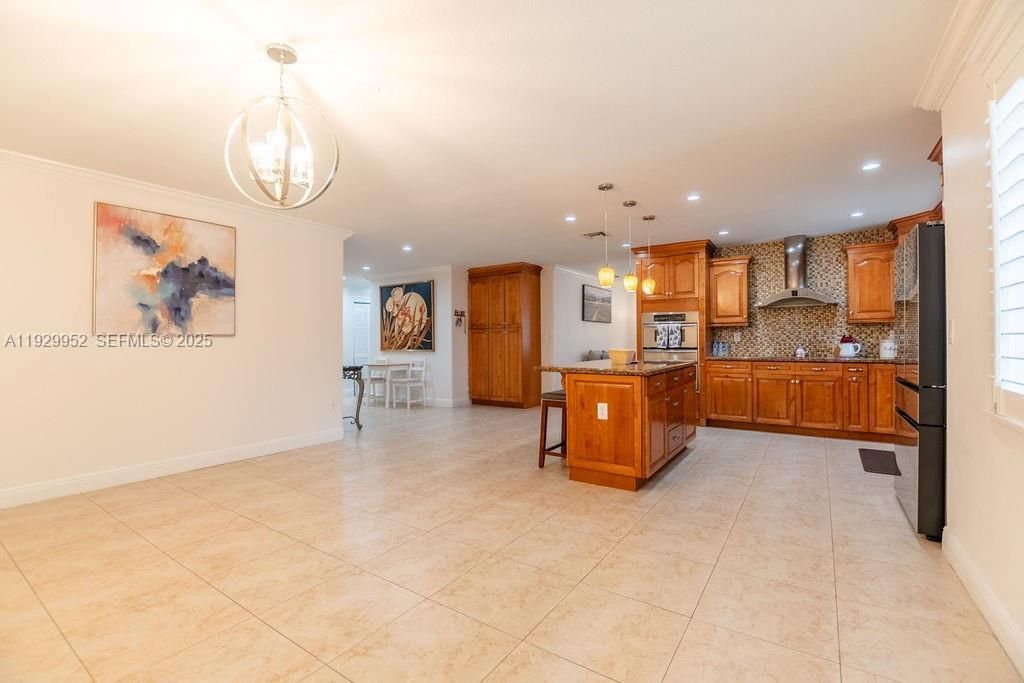 6541 Lake Como Ter, Miami Lakes, FL 33014 Photo