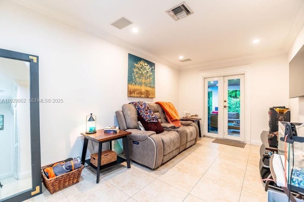6541 Lake Como Ter, Miami Lakes, FL 33014 Photo