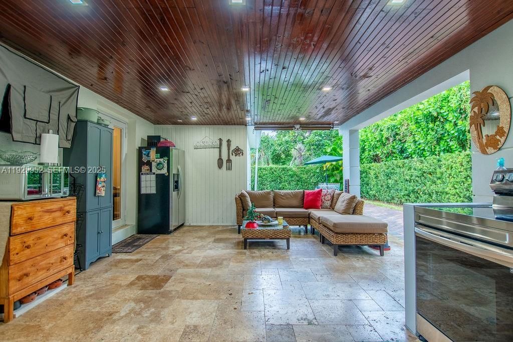 6541 Lake Como Ter, Miami Lakes, FL 33014 Photo