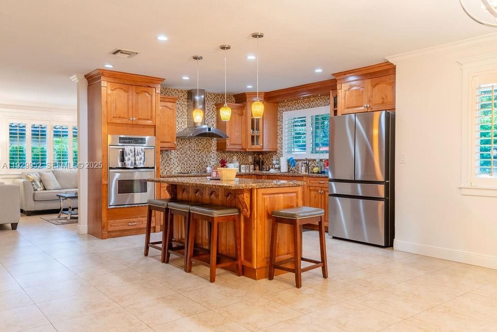 6541 Lake Como Ter, Miami Lakes, FL 33014 Photo