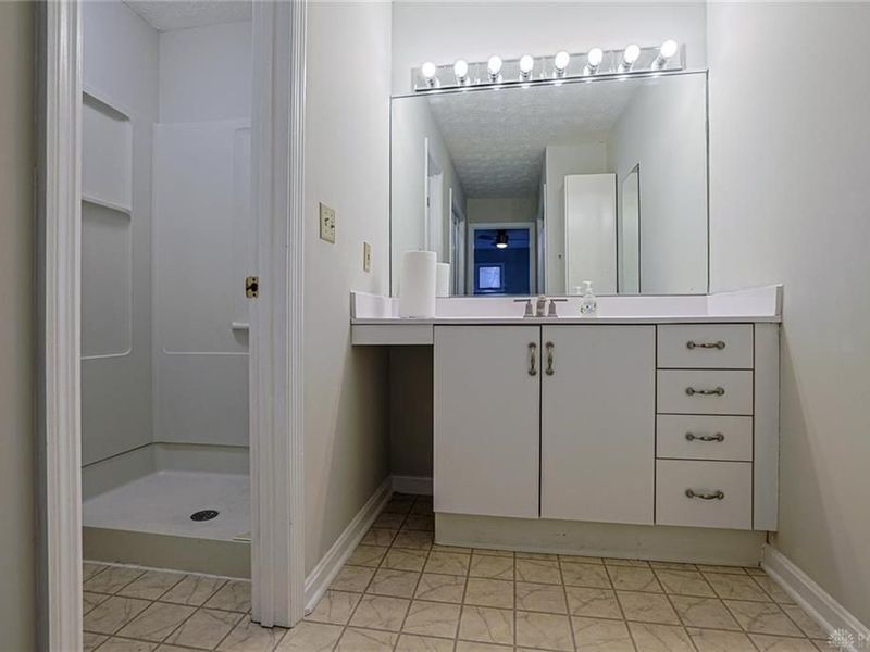 4823 Beechwood Lane, Unit 28, Middletown, OH 45042 Photo 20
