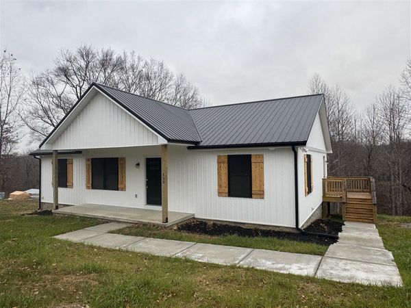 800 Pope Road, Scottsville, KY 42164