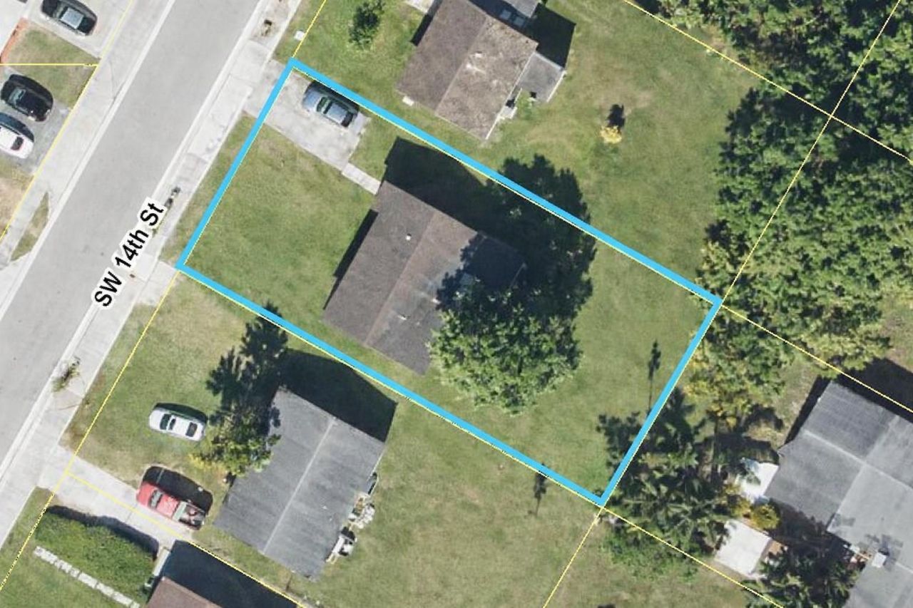 561 SW 14th St, Belle Glade, FL 33430 Photo