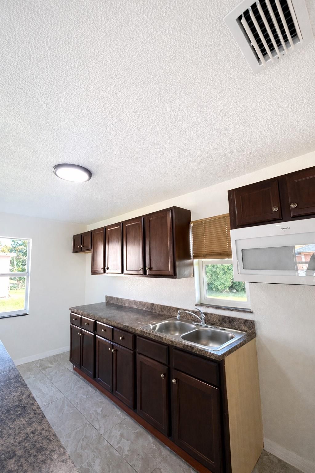 561 SW 14th St, Belle Glade, FL 33430 Photo